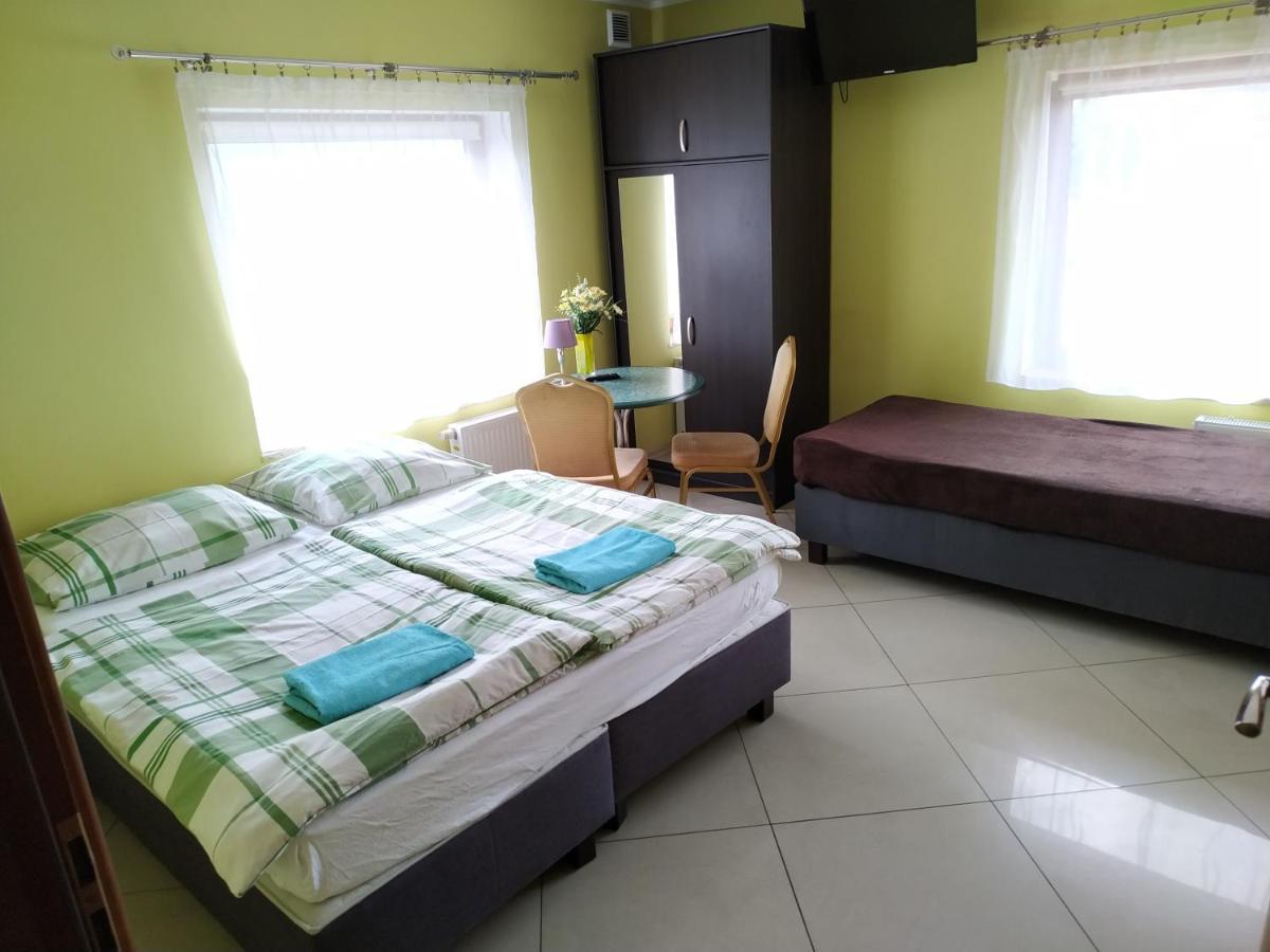 Appartement Gosciniec W Ogrodzie à Brusy Extérieur photo