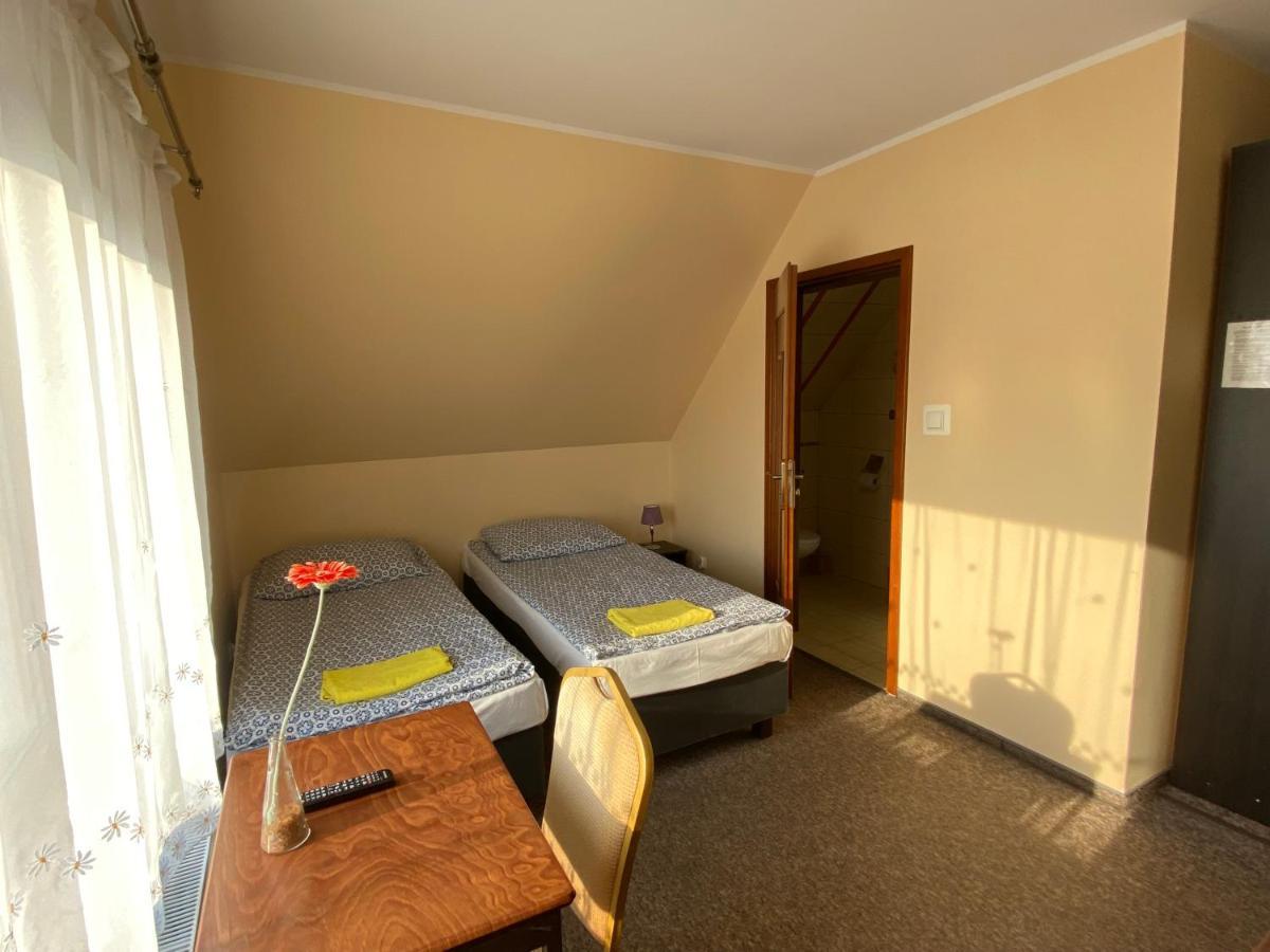 Appartement Gosciniec W Ogrodzie à Brusy Extérieur photo